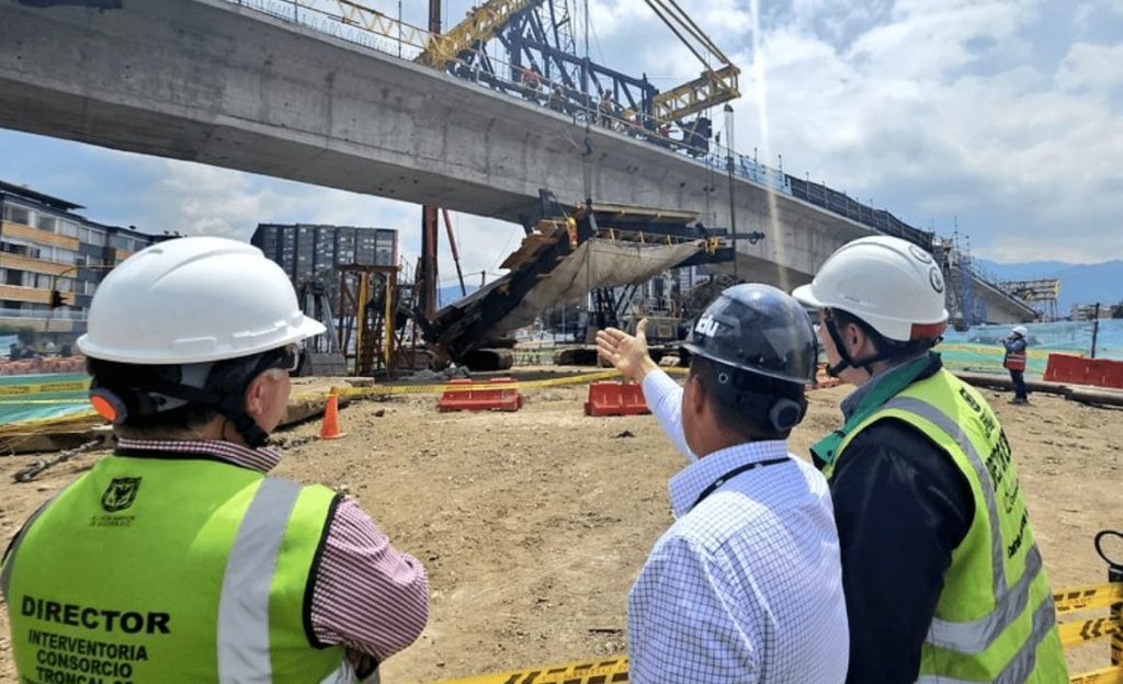 La Estructura Del Puente De La Calle Con Av Suba No Colaps Idu