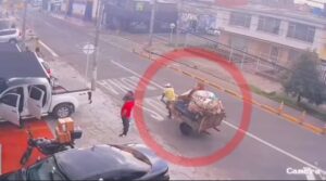 Capturan tres hombres en Barrios Unidos, por el robo de cableado de fibra óptica